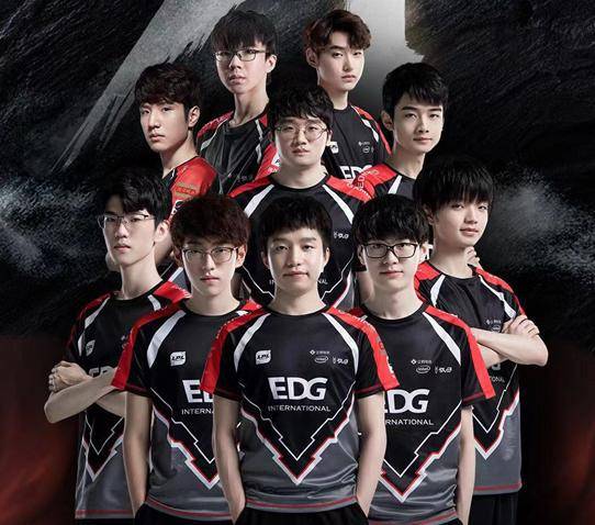 暴露了球队 暴露了球队