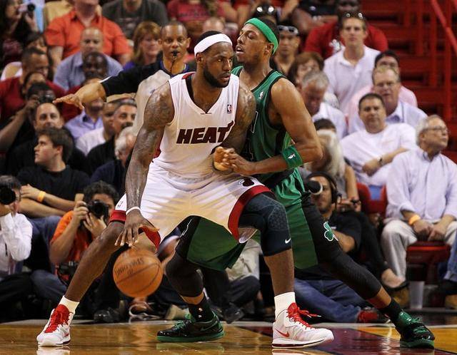 乐部之间的 乐部之间的