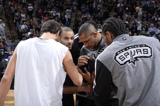 配合队友的 配合队友的