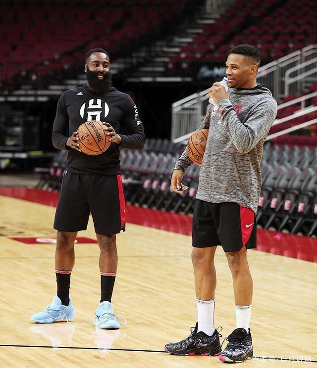 瞬间嵌入右 瞬间嵌入右